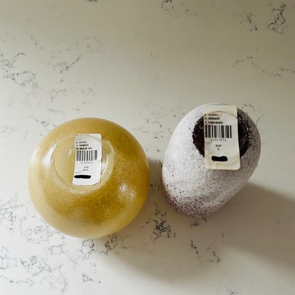 Anthropologie set of two glass decorative vases - Picture 11 of 15